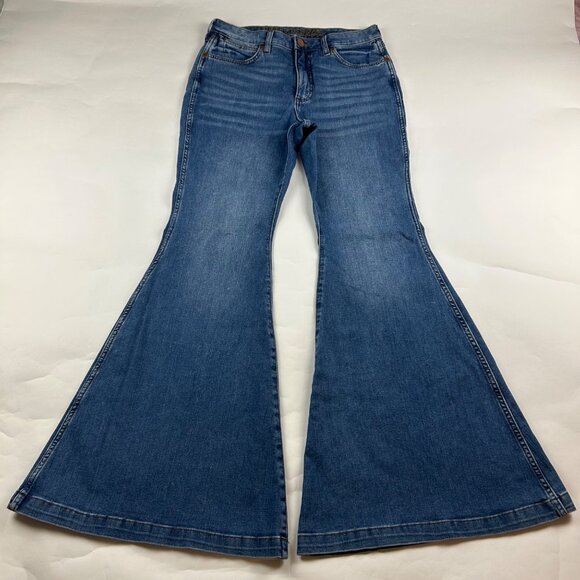 LONG Wrangler Blue Stretch Denim High Rise Extreme Flare Jeans 30 - Picture 1 of 7
